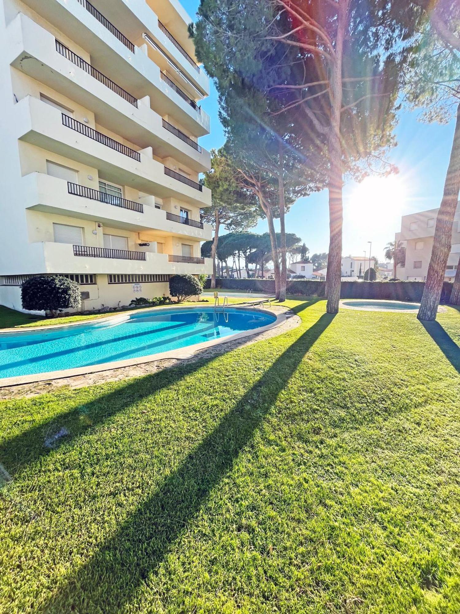 Apartamento En La Escala Con Piscina Y Parking L' Escala 外观 照片